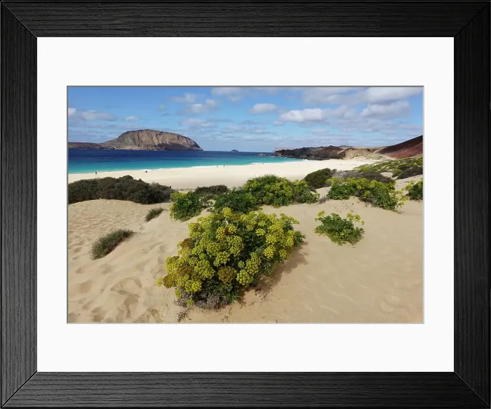 Framed Print : Playa de las Conchas, La Graciosa, Lanzarote, Canary Islands, Spain, Atlantic, Europe Framed Print : Playa de las Conchas, La Graciosa, Lanzarote, Canary Islands, Spain, Atlantic, Europe