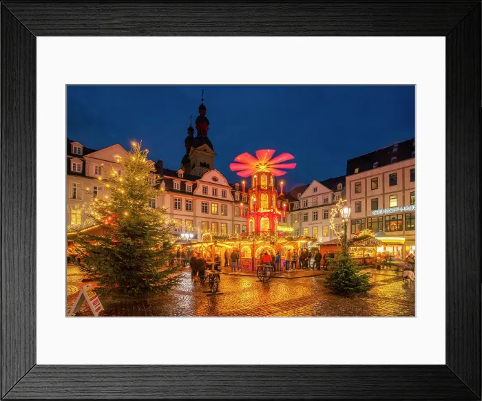 Framed Print : View of Christmas Market in Brunnen Am Plan in historic town centre, Koblenz, Rhineland-Palatinate, Germany, Europe Framed Print : View of Christmas Market in Brunnen Am Plan in historic town centre, Koblenz, Rhineland-Palatinate, Germany, Europe