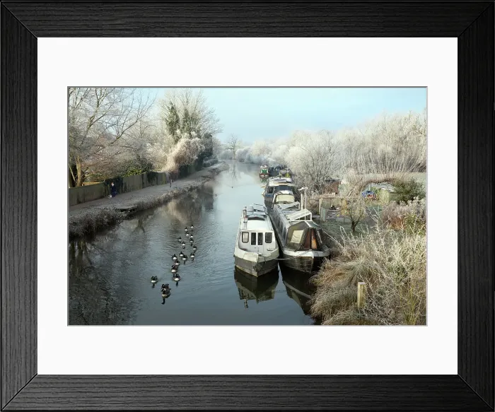 Framed Print : Narrowboats on the Kennet and Avon Canal by Northcroft Park on a frosty winter morning, Newbury, Berkshire, England, United Kingdom, Europe Framed Print : Narrowboats on the Kennet and Avon Canal by Northcroft Park on a frosty winter morning, Newbury, Berkshire, England, United Kingdom, Europe