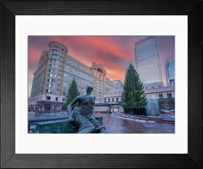 Framed Print : View of Canary Wharf tall buildings at Christmas, Docklands, London, England, United Kingdom, Europe Framed Print : View of Canary Wharf tall buildings at Christmas, Docklands, London, England, United Kingdom, Europe