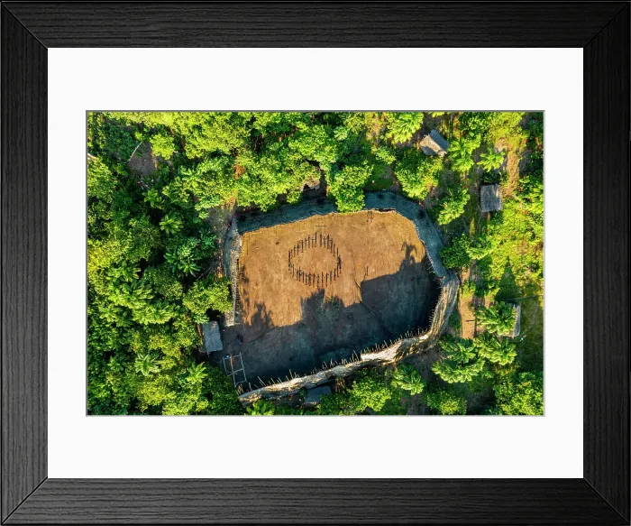 Framed Print : Aerial of a shabono (yanos), the traditional communal dwellings of the Yanomami tribes of Southern Venezuela, Venezuela, South America Framed Print : Aerial of a shabono (yanos), the traditional communal dwellings of the Yanomami tribes of Southern Venezuela, Venezuela, South America