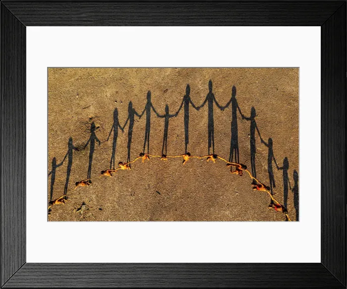 Framed Print : Yanomami children lining up creating a circle, and shadows, Yanomami tribe, southern Venezuela, South America Framed Print : Yanomami children lining up creating a circle, and shadows, Yanomami tribe, southern Venezuela, South America