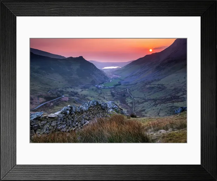 Framed Print : Sunset over the Nantlle Valley from Glogwyngarreg, Snowdonia National Park, Eryri, North Wales, United Kingdom, Europe