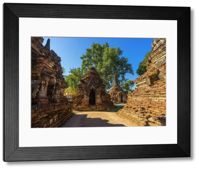 Framed Print : Pagoda ruins at Maha Nanda Kantha Monastery, Hsipaw, Shan State, Myanmar (Burma), Asia
