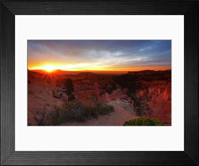 Framed Print : Sunrise over Bryce Canyon, Utah, United States of America, North America Framed Print : Sunrise over Bryce Canyon, Utah, United States of America, North America