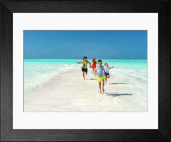 Framed Print : Cheerful parents with sons having fun running on an idyllic empty beach, Zanzibar, Tanzania, East Africa, Africa Framed Print : Cheerful parents with sons having fun running on an idyllic empty beach, Zanzibar, Tanzania, East Africa, Africa