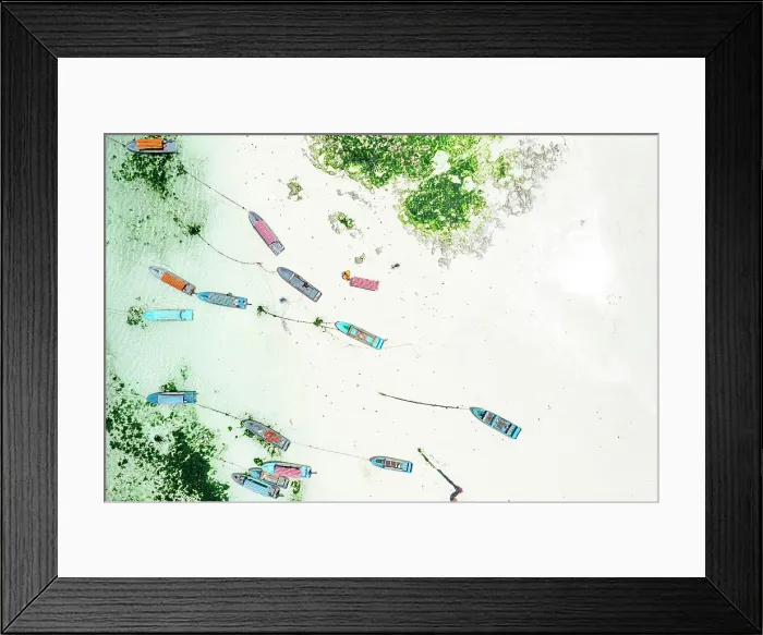 Framed Print : Boats on idyllic white coral beach, overhead view, Zanzibar, Tanzania, East Africa, Africa Framed Print : Boats on idyllic white coral beach, overhead view, Zanzibar, Tanzania, East Africa, Africa