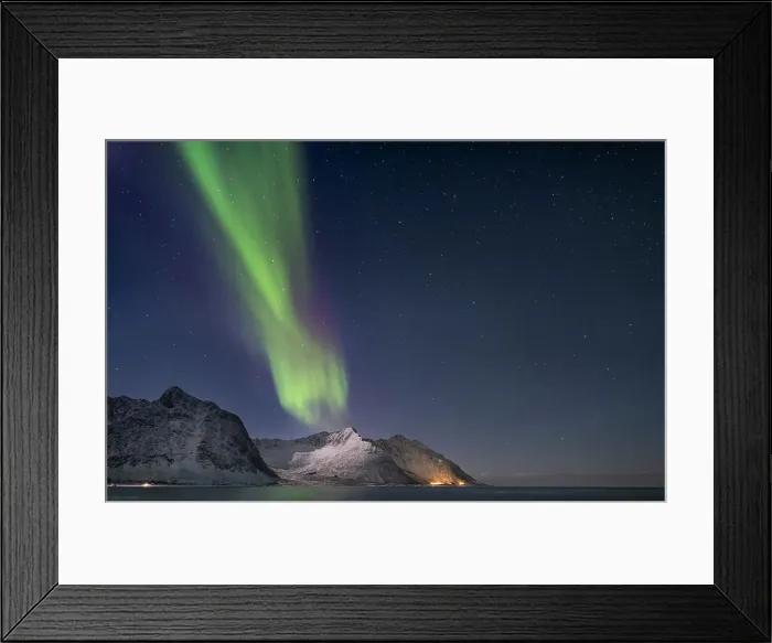 Framed Print : The Aurora Borealis (Northern Lights) over Steinfjord and Skinnarmen mountain, Senja, Troms og Finnmark county, Norway, Scandinavia, Europe Framed Print : The Aurora Borealis (Northern Lights) over Steinfjord and Skinnarmen mountain, Senja, Troms og Finnmark county, Norway, Scandinavia, Europe