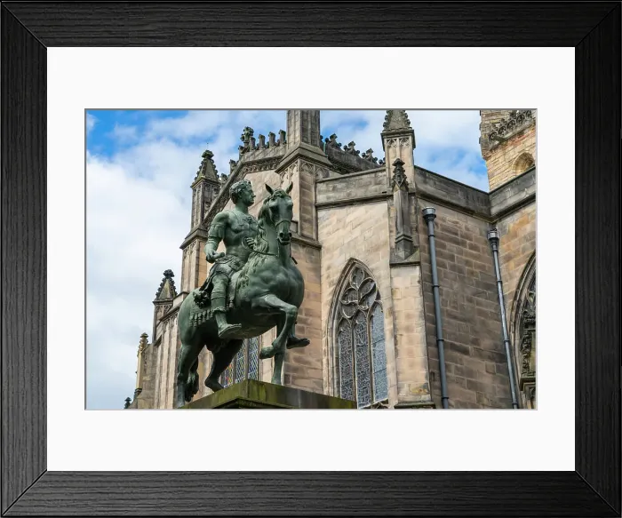 Framed Print : Charles II Statue with St. Giles Cathedral in background, Old Town, Edinburgh, Lothian, Scotland, United Kingdom, Europe Framed Print : Charles II Statue with St. Giles Cathedral in background, Old Town, Edinburgh, Lothian, Scotland, United Kingdom, Europe