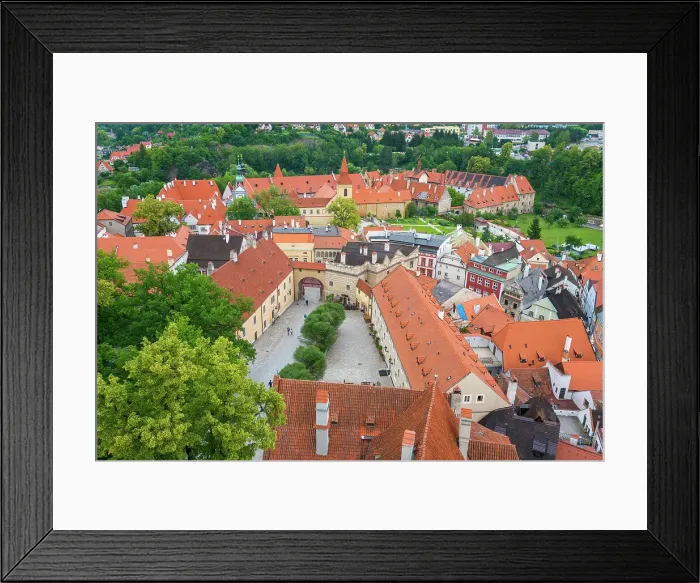 Framed Print : Grounds of State Castle and Chateau Cesky Krumlov, UNESCO World Heritage Site, Cesky Krumlov, South Bohemian Region, Czech Republic (Czechia), Europe Framed Print : Grounds of State Castle and Chateau Cesky Krumlov, UNESCO World Heritage Site, Cesky Krumlov, South Bohemian Region, Czech Republic (Czechia), Europe