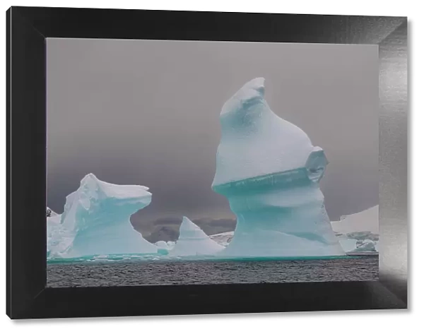 Icebergs, Paradise Bay, Antarctica, Polar Regions
