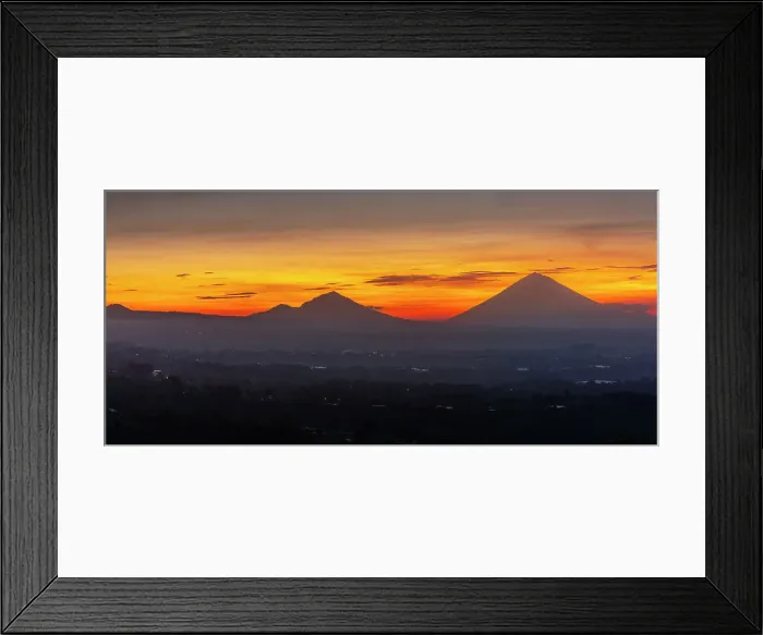 Framed Print : View of Mount Batur and Mount Agung at sunrise, Bali, Indonesia, South East Asia, Asia Framed Print : View of Mount Batur and Mount Agung at sunrise, Bali, Indonesia, South East Asia, Asia