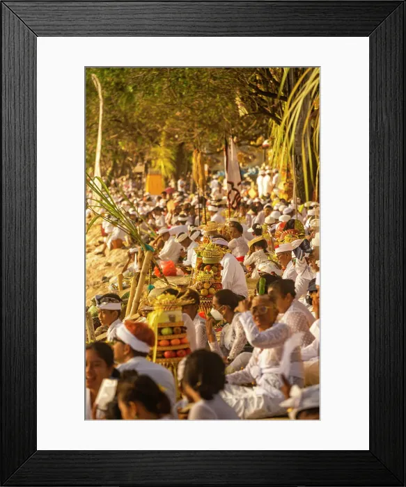 Framed Print : View of people on Kuta Beach for Nyepi, Balinese New Year Celebrations, Kuta, Bali, Indonesia, South East Asia, Asia Framed Print : View of people on Kuta Beach for Nyepi, Balinese New Year Celebrations, Kuta, Bali, Indonesia, South East Asia, Asia