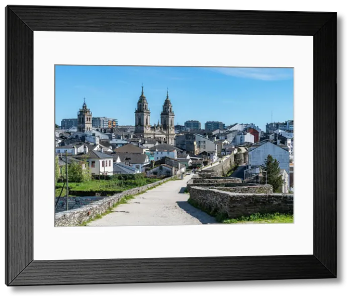 Framed Print : View from the Roman wall of Lugo and its Cathedral, UNESCO World Heritage Site, Lugo, Galicia, Spain, Europe Framed Print : View from the Roman wall of Lugo and its Cathedral, UNESCO World Heritage Site, Lugo, Galicia, Spain, Europe