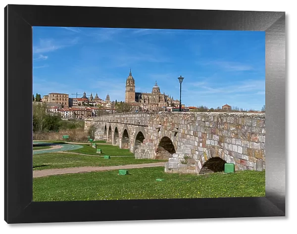 Roman bridge, Salamanca, UNESCO World Heritage Site, Castile and Leon, Spain, Europe