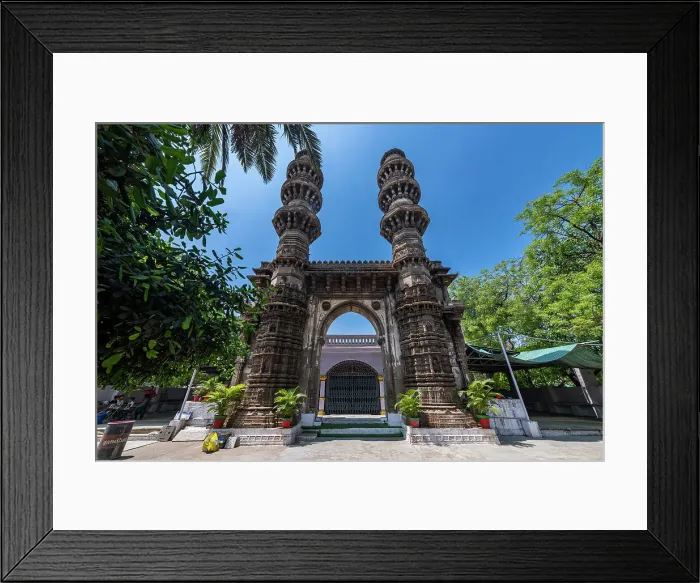 Framed Print : Sidi Bashir Masjid, The Shaking Minarets, UNESCO World Heritage Site, Ahmedabad, Gujarat, India, Asia Framed Print : Sidi Bashir Masjid, The Shaking Minarets, UNESCO World Heritage Site, Ahmedabad, Gujarat, India, Asia
