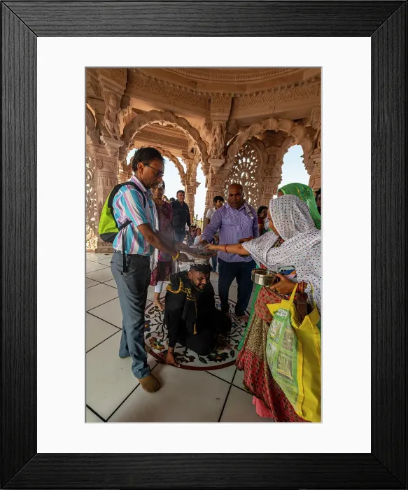 Framed Print : Pilgrim with burning coal, Kalika Shakti Peeth Pavagadh Temple, Champaner-Pavagadh Archaeological Park, UNESCO World Heritage Site, Gujarat, India, Asia Framed Print : Pilgrim with burning coal, Kalika Shakti Peeth Pavagadh Temple, Champaner-Pavagadh Archaeological Park, UNESCO World Heritage Site, Gujarat, India, Asia