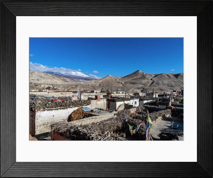 Framed Print : View over the walled historic centre, Lo Manthang, Kingdom of Mustang, Himalayas, Nepal, Asia Framed Print : View over the walled historic centre, Lo Manthang, Kingdom of Mustang, Himalayas, Nepal, Asia