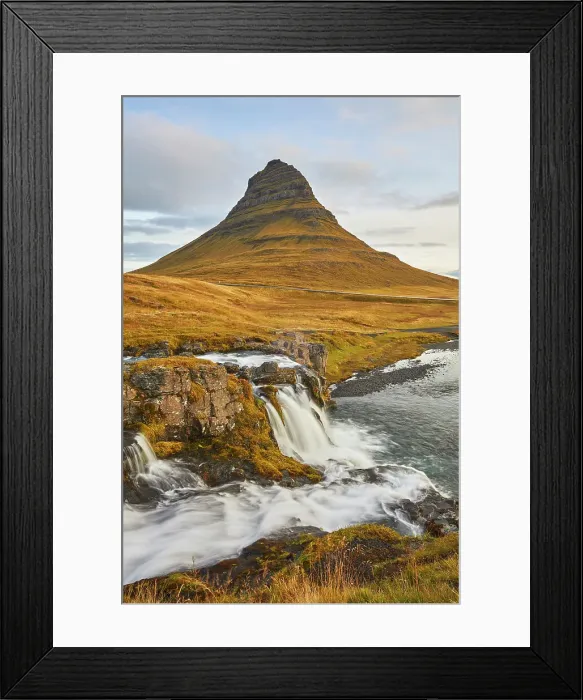 Framed Print : Mount Kirkjufell and Kirkjufellsfoss Falls, near the port of Grundarfjordur, Snaefellsnes peninsula, western Iceland, Polar Regions