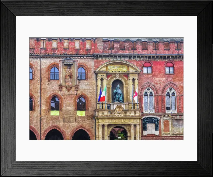 Framed Print : Town Hall facade, Palazzo d'Accursio, 14th century, Bologna, Emilia Romagna, Italy, Europe Framed Print : Town Hall facade, Palazzo d'Accursio, 14th century, Bologna, Emilia Romagna, Italy, Europe