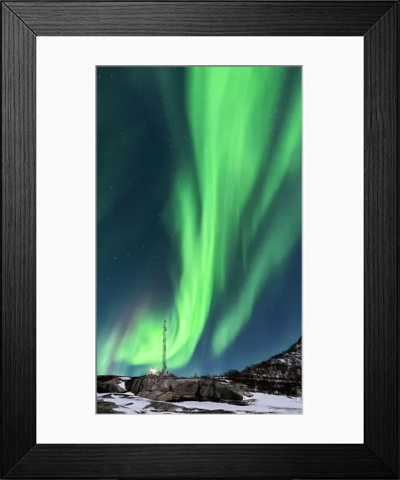 Framed Print : The Aurora Borealis (Northern Lights) over Tungeneset Lighthouse, Tungeneset, Senja, Troms og Finnmark county, Norway, Scandinavia, Europe Framed Print : The Aurora Borealis (Northern Lights) over Tungeneset Lighthouse, Tungeneset, Senja, Troms og Finnmark county, Norway, Scandinavia, Europe