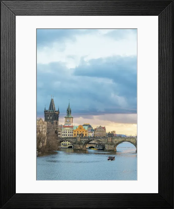 Framed Print : Charles Bridge and Old Town Bridge Tower, UNESCO World Heritage Site, Prague, Bohemia, Czech Republic (Czechia), Europe Framed Print : Charles Bridge and Old Town Bridge Tower, UNESCO World Heritage Site, Prague, Bohemia, Czech Republic (Czechia), Europe