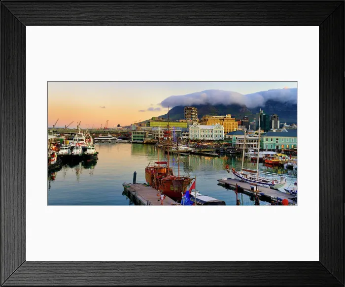 Framed Print : Victoria and Alfred Waterfront and harbor at sunset, Cape Town, South Africa, Africa Framed Print : Victoria and Alfred Waterfront and harbor at sunset, Cape Town, South Africa, Africa