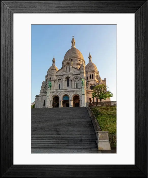 Framed Print : The Basilica of Sacre Coeur de Montmartre, Montmartre, Paris, France, Europe Framed Print : The Basilica of Sacre Coeur de Montmartre, Montmartre, Paris, France, Europe