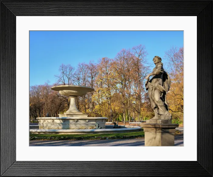 Framed Print : Fountain in the Saxon Garden, Warsaw, Masovian Voivodeship, Poland, Europe Framed Print : Fountain in the Saxon Garden, Warsaw, Masovian Voivodeship, Poland, Europe