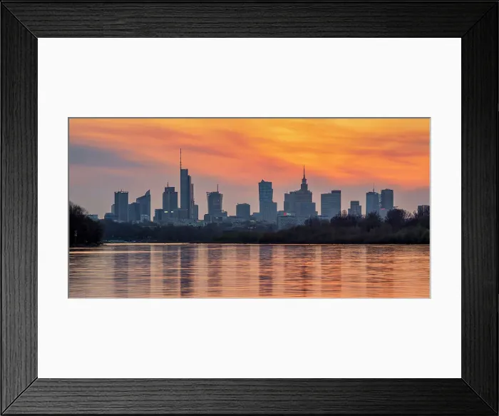 Framed Print : View over River Vistula towards City Centre Skyline at sunset, Warsaw, Masovian Voivodeship, Poland, Europe Framed Print : View over River Vistula towards City Centre Skyline at sunset, Warsaw, Masovian Voivodeship, Poland, Europe