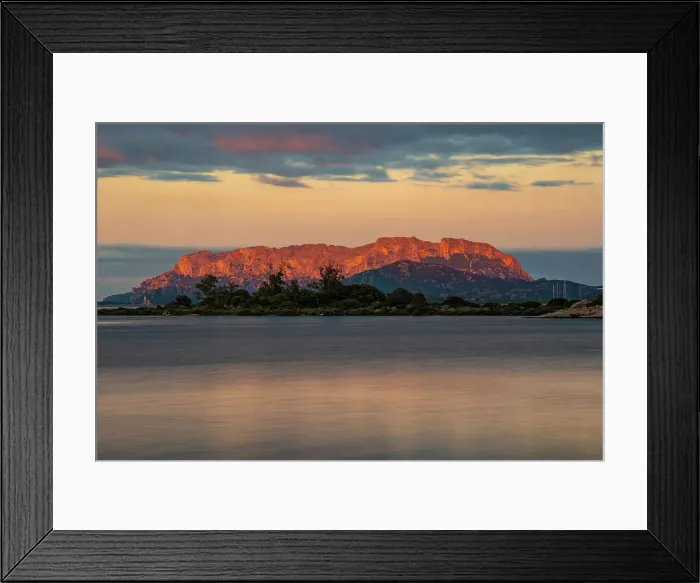 Framed Print : View of Isola di Tavolara at sunset from Olbia, Olbia, Sardinia, Italy, Mediterranean, Europe Framed Print : View of Isola di Tavolara at sunset from Olbia, Olbia, Sardinia, Italy, Mediterranean, Europe