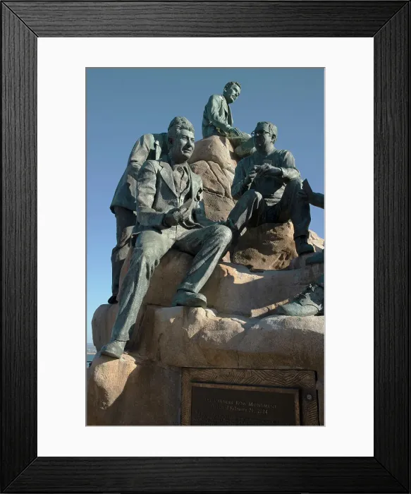 Framed Print : Steinbeck Statue, Cannery Row, Monterey, California, United States of America, North America Framed Print : Steinbeck Statue, Cannery Row, Monterey, California, United States of America, North America