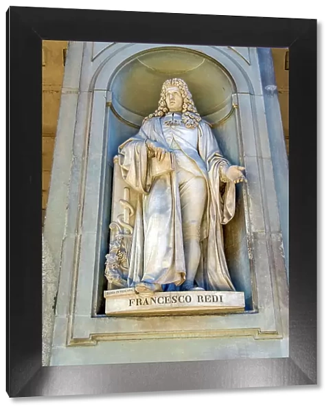 Statue of Francesco Redi, Uffizi, Florence (Firenze), UNESCO World Heritage Site, Tuscany, Italy, Europe