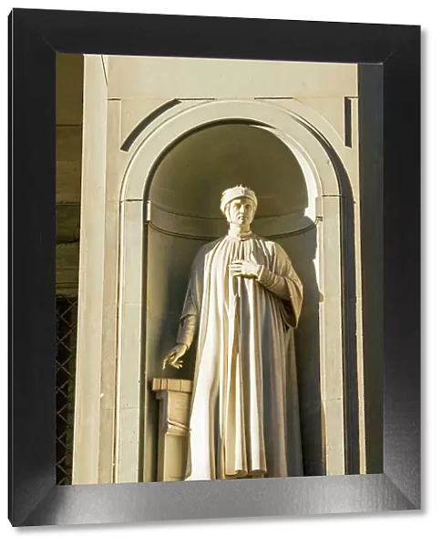 Statue of Accorso, Uffizi, Florence (Firenze), UNESCO World Heritage Site, Tuscany, Italy, Europe