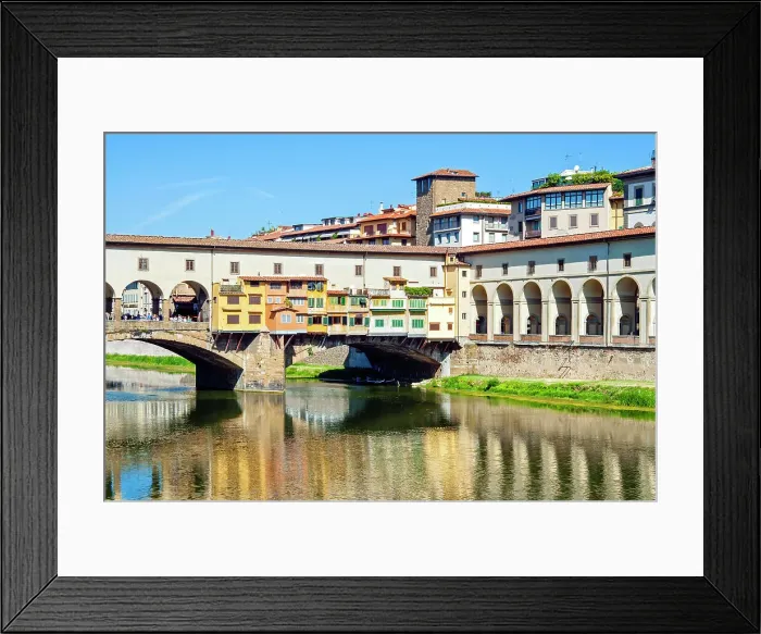Framed Print : Ponte Vecchio, Arno river, Firenze, Tuscany, Italy, Europe Framed Print : Ponte Vecchio, Arno river, Firenze, Tuscany, Italy, Europe