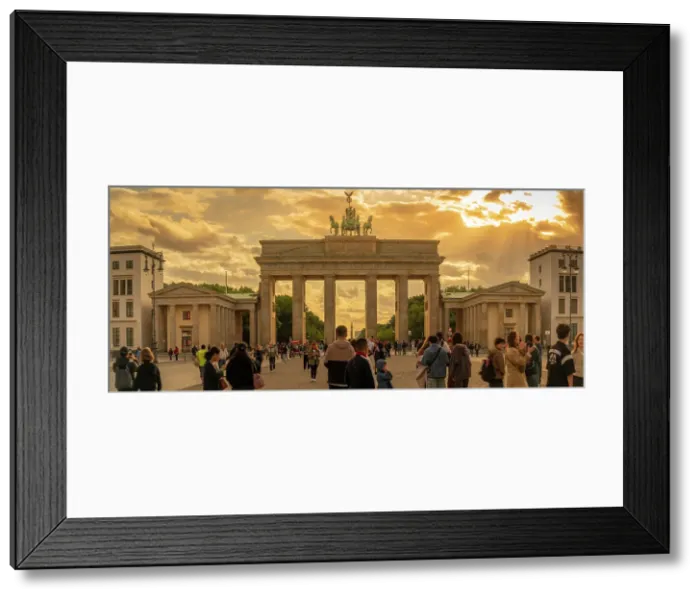 Framed Print : View of people gathered at Brandenburg Gate at sunset, Pariser Square, Unter den Linden, Berlin, Germany, Europe Framed Print : View of people gathered at Brandenburg Gate at sunset, Pariser Square, Unter den Linden, Berlin, Germany, Europe