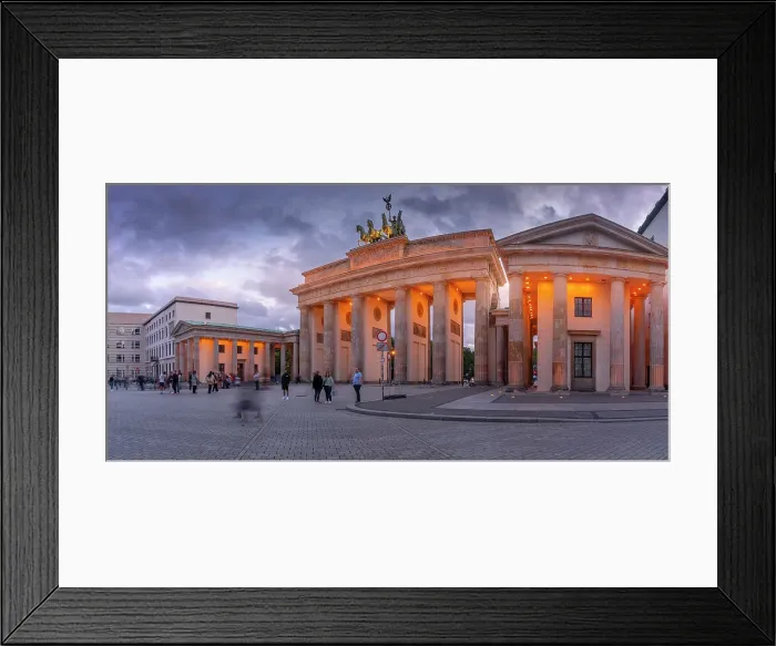 Framed Print : View of Brandenburg Gate at dusk, Pariser Square, Unter den Linden, Berlin, Germany, Europe Framed Print : View of Brandenburg Gate at dusk, Pariser Square, Unter den Linden, Berlin, Germany, Europe