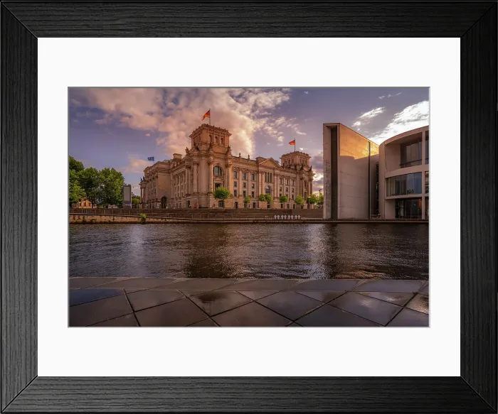 Framed Print : View of the River Spree and the Reichstag (German Parliament building) at sunset, Mitte, Berlin, Germany, Europe Framed Print : View of the River Spree and the Reichstag (German Parliament building) at sunset, Mitte, Berlin, Germany, Europe