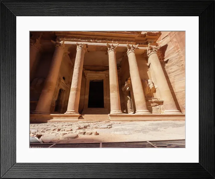 Framed Print : The Petra Treasury (Al-Khazneh), Petra Archaeological Park, UNESCO World Heritage Site, one of the New Seven Wonders of the World, Petra, Jordan, Middle East Framed Print : The Petra Treasury (Al-Khazneh), Petra Archaeological Park, UNESCO World Heritage Site, one of the New Seven Wonders of the World, Petra, Jordan, Middle East