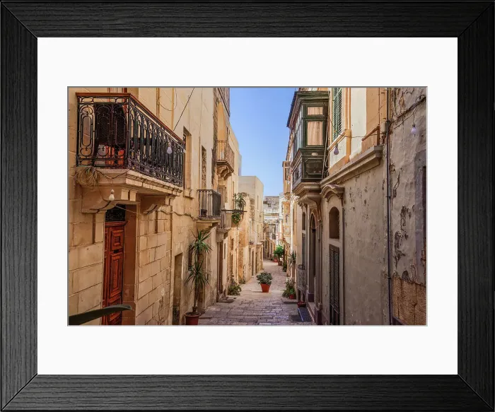 Framed Print : Traditional Maltese limestone buildings with coloured balconies in the vibrant alleys of the old city of Birgu (Citta Vittoriosa), Malta, Mediterranean, Europe Framed Print : Traditional Maltese limestone buildings with coloured balconies in the vibrant alleys of the old city of Birgu (Citta Vittoriosa), Malta, Mediterranean, Europe
