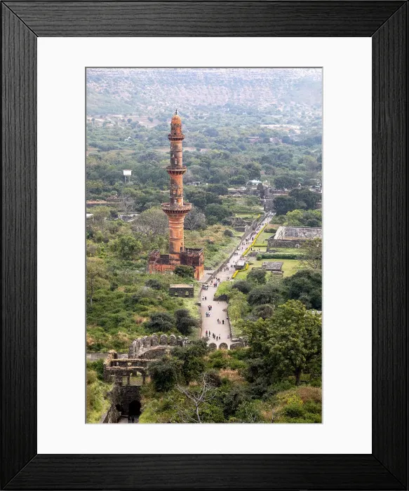 Framed Print : Daulatabad Fort and surrounding landscape, Maharashtra, India, Asia Framed Print : Daulatabad Fort and surrounding landscape, Maharashtra, India, Asia