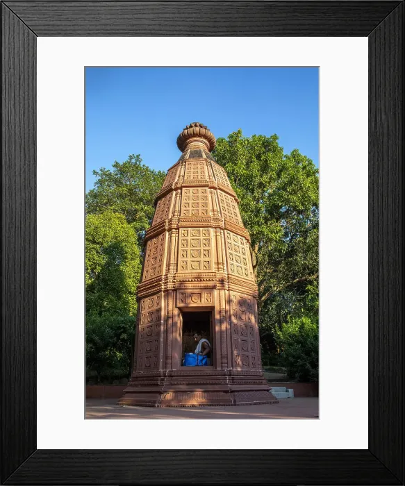 Framed Print : Priest in a temple at Goverdan ecovillage, Maharashtra, India, Asia Framed Print : Priest in a temple at Goverdan ecovillage, Maharashtra, India, Asia