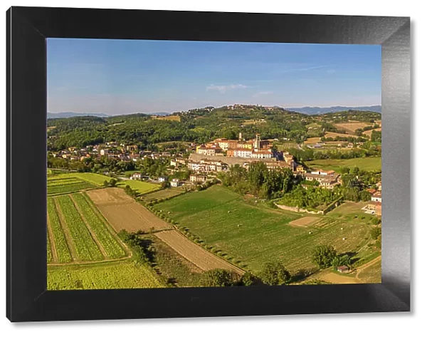 Elevated view of farmland, landscape and town, Monterchi, Province of Arezzo, Tuscany, Italy, Europe