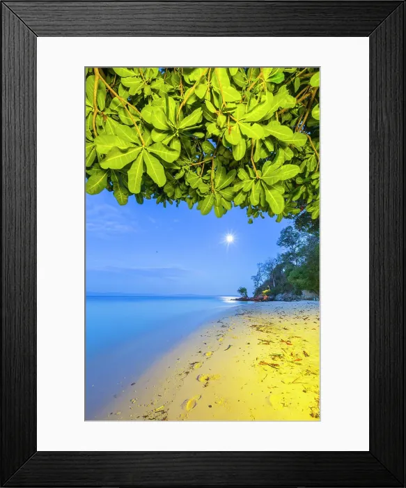 Framed Print : Full moon at Murex Bangka Dive Resort, Bangka Island, near Manado Sulawesi, Indonesia, Southeast Asia, Asia Framed Print : Full moon at Murex Bangka Dive Resort, Bangka Island, near Manado Sulawesi, Indonesia, Southeast Asia, Asia