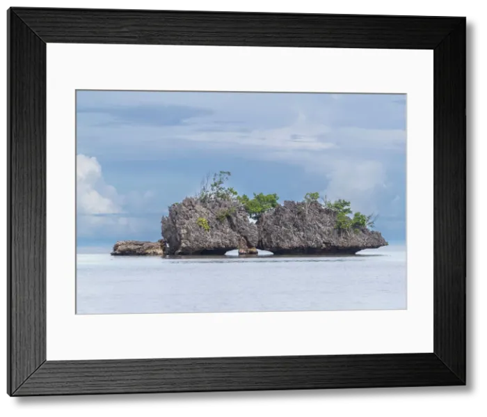 Framed Print : A view of limestone islets covered in vegetation in Batu Hatrim, Raja Ampat, Indonesia, Southeast Asia, Asia Framed Print : A view of limestone islets covered in vegetation in Batu Hatrim, Raja Ampat, Indonesia, Southeast Asia, Asia