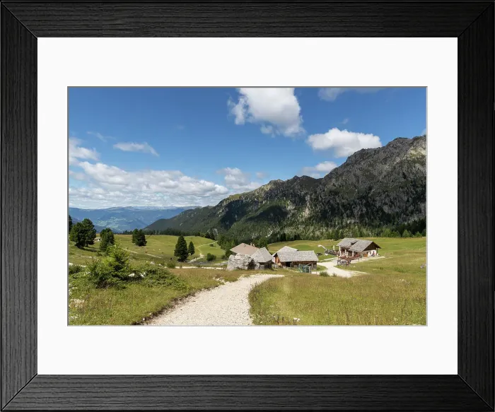 Framed Print : Natural Park Puez-Odle, Val di Funes, Bolzano district, Sudtirol (South Tyrol), Italy, Europe Framed Print : Natural Park Puez-Odle, Val di Funes, Bolzano district, Sudtirol (South Tyrol), Italy, Europe