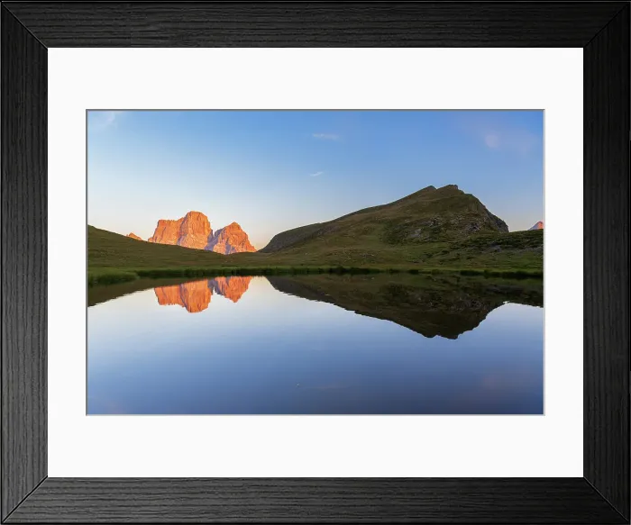 Framed Print : Baste Lake and the reflection of the Pelmo mountain, at sunset, Giau Pass, Dolomites of Belluno, Veneto, Italy, Europe