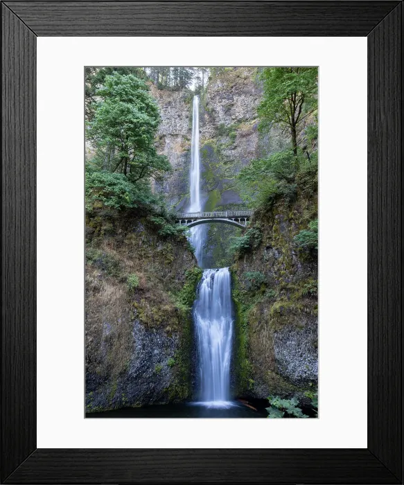 Framed Print : Multnomah Falls, Oregon, United States of America, North America Framed Print : Multnomah Falls, Oregon, United States of America, North America