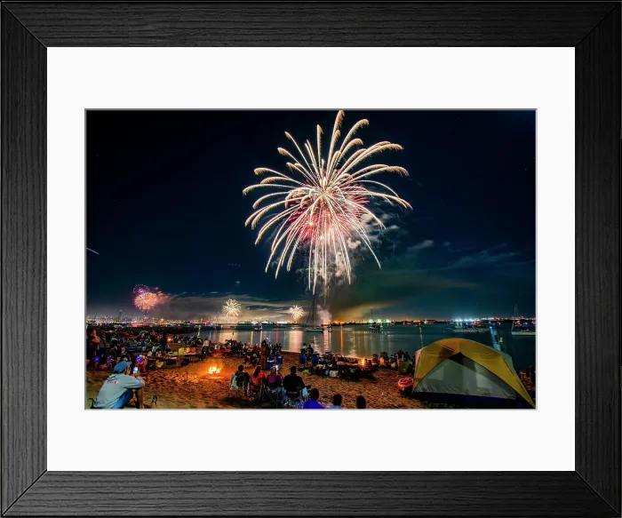 Framed Print : Fireworks display viewed from Shelter Island in San Diego, California, United States of America, North America Framed Print : Fireworks display viewed from Shelter Island in San Diego, California, United States of America, North America