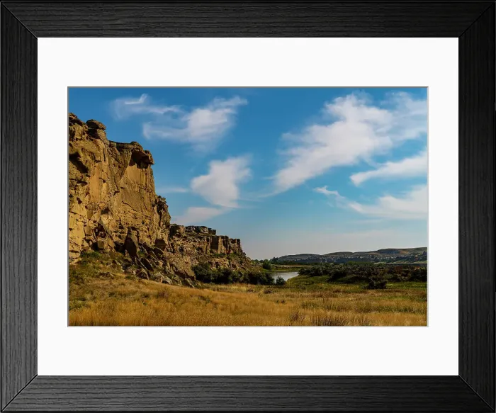 Framed Print : Hoodoos along the Milk River, Writing-on-Stone Provincial Park, UNESCO World Heritage Site, Alberta, Canada, North America Framed Print : Hoodoos along the Milk River, Writing-on-Stone Provincial Park, UNESCO World Heritage Site, Alberta, Canada, North America
